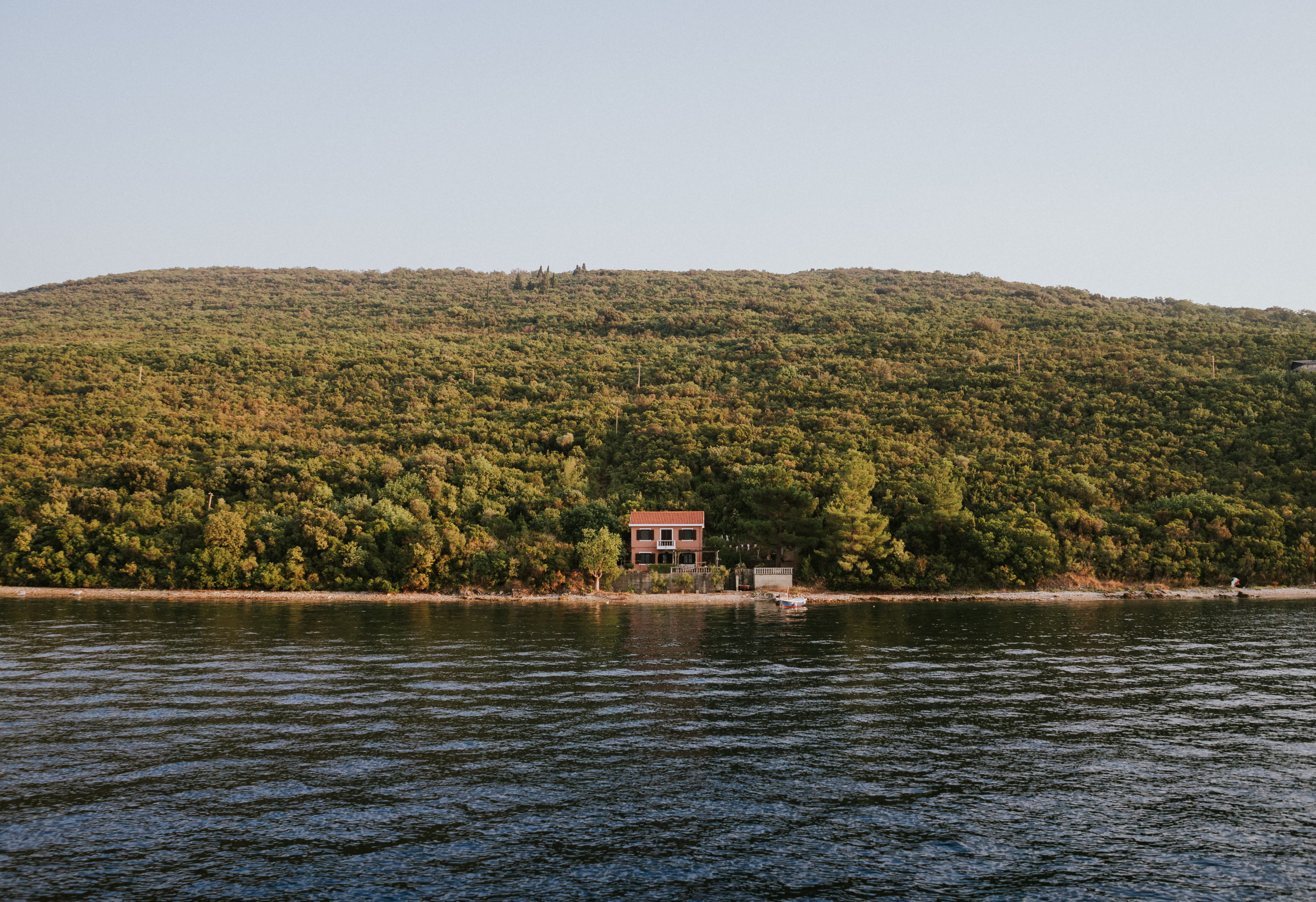 House island middle bay